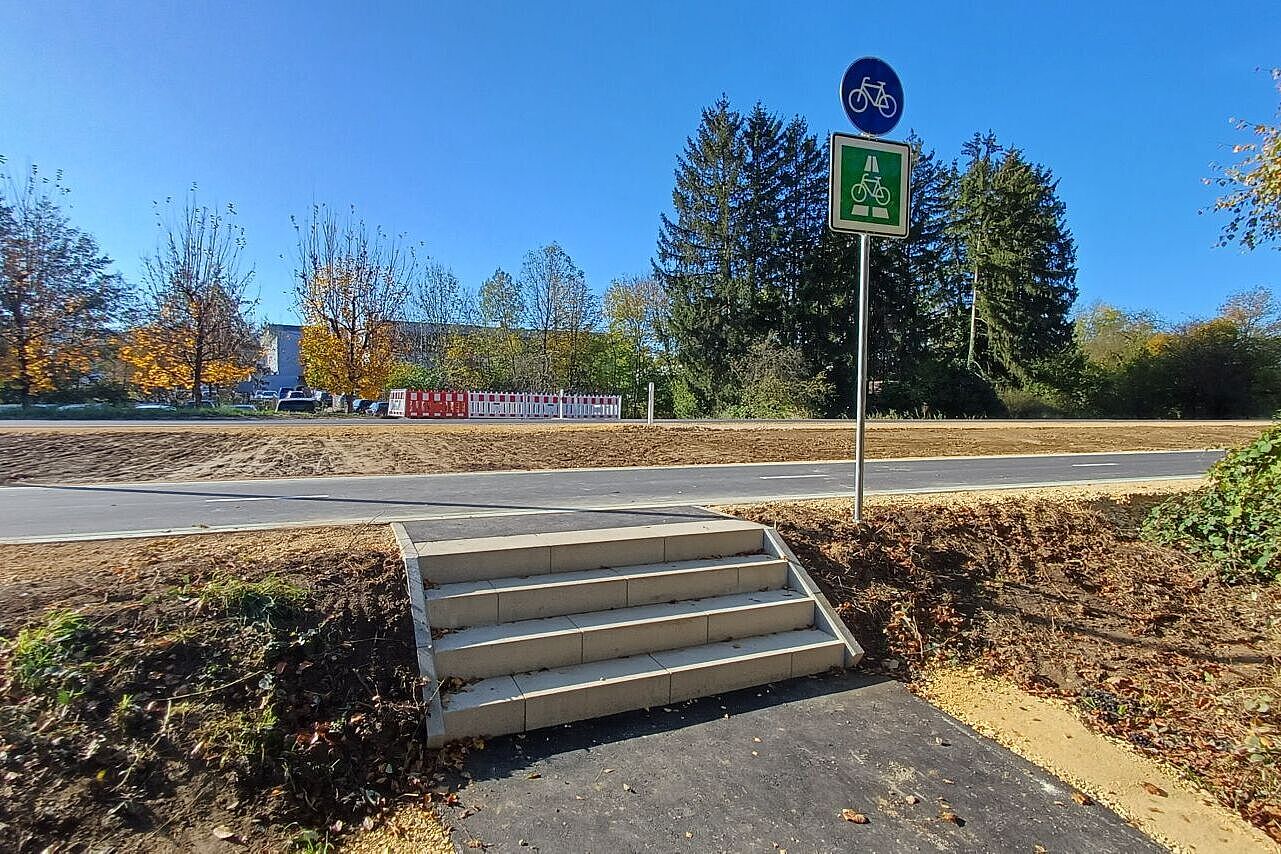 RS14: AufFAHRT aus Haydnstraße, Süßen