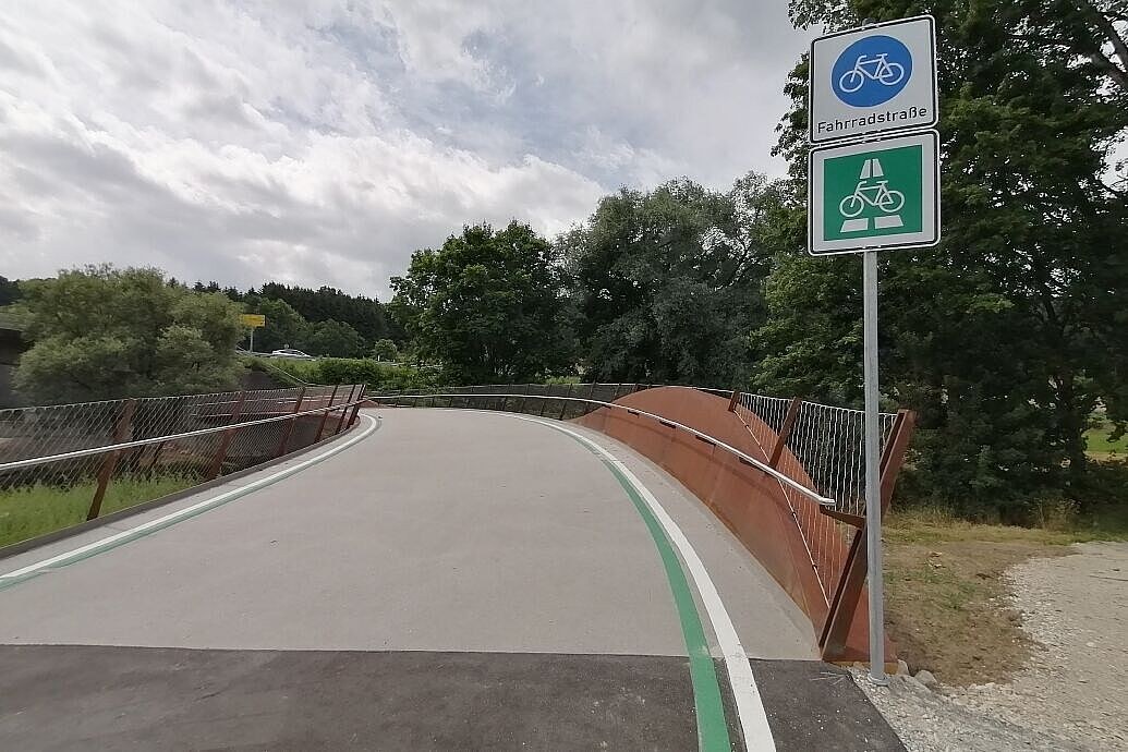 Filsquerung des RS14 bei Ebersbach