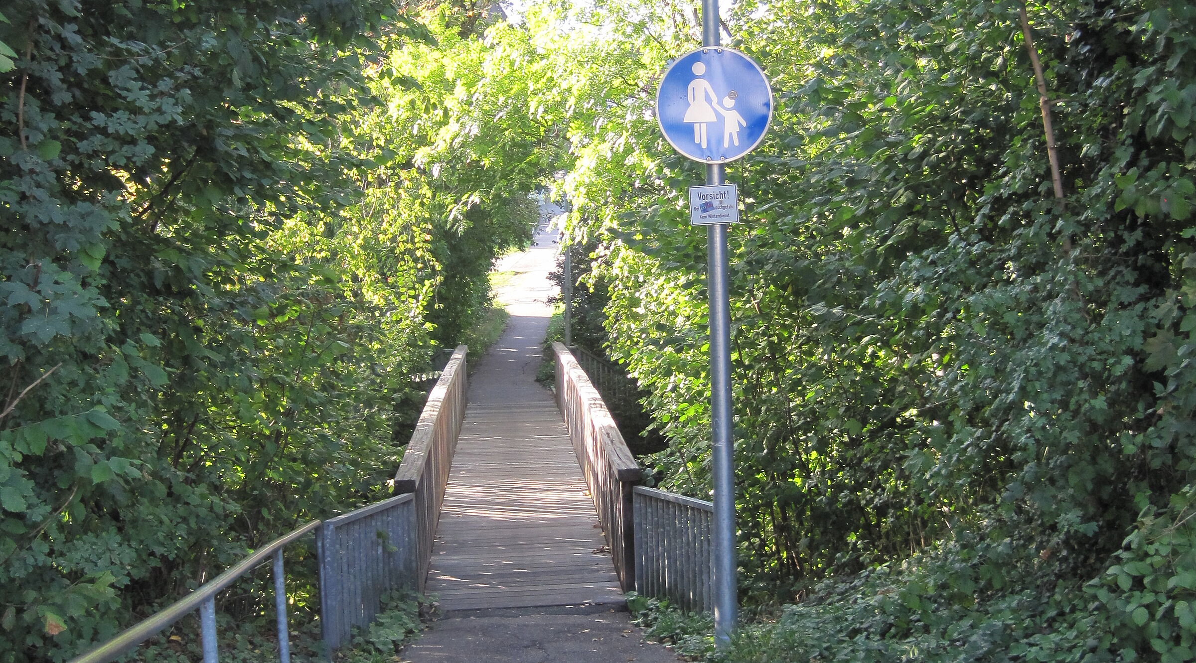 Querung über den Marbach