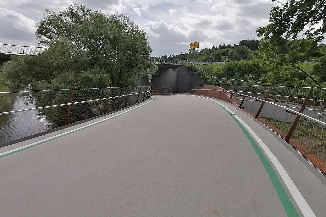 Filsquerung des RS14 bei Ebersbach