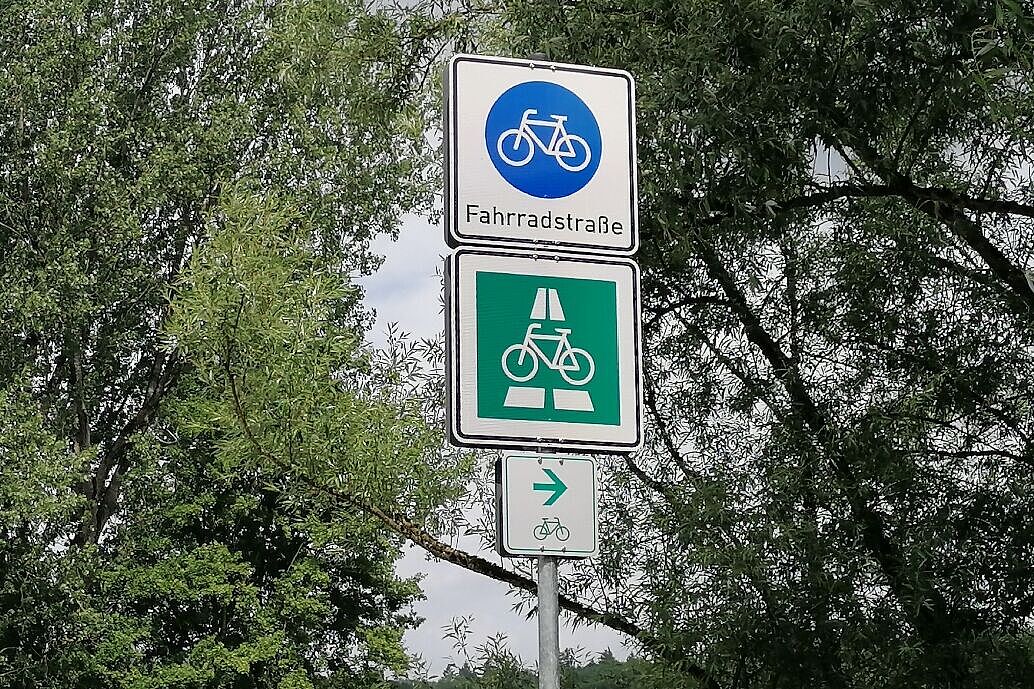 Beschilderung am Radschnellweg